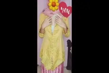 Live Ukhti Kebaya Hijab Pink Menggoda Penonton Viral Indo 2026